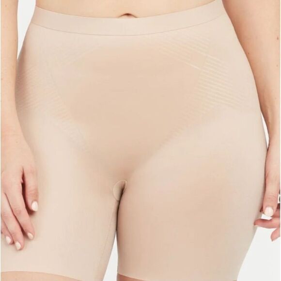 Spanx Thinstincts High-Waist Mid-Thigh Short Medium $ 72 NEW - Picture 2 of 7